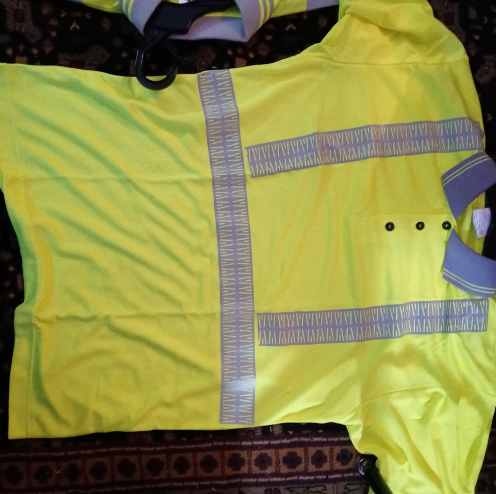 Reflective outfit - Picture 3 of 6